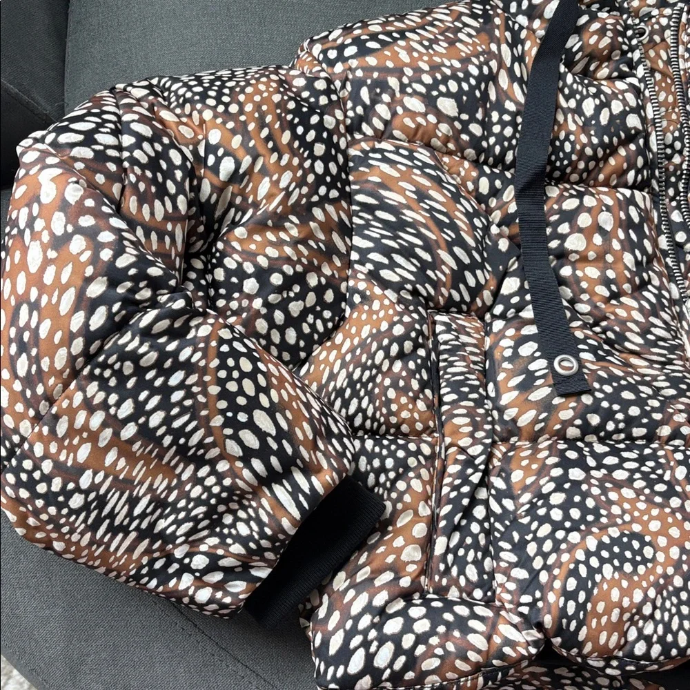 Avec Les Filles printed crop puffer jacket - Picture 7 of 11